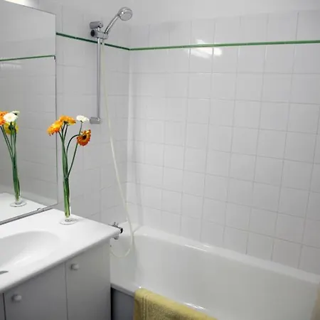 Апарт-отель Guerlin Saint Aubin *