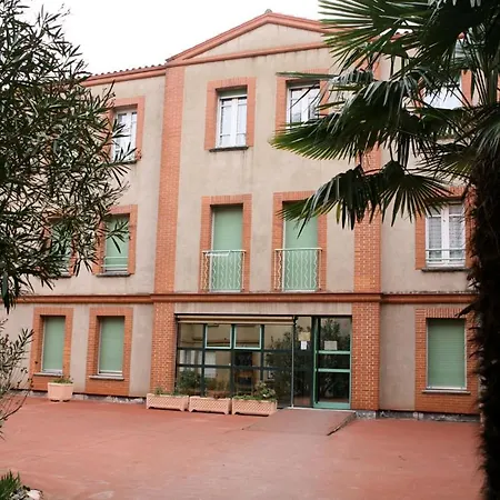 Апарт-отель Guerlin Saint Aubin