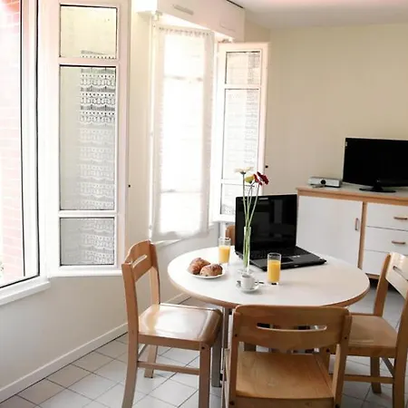 Guerlin Saint Aubin Apartahotel